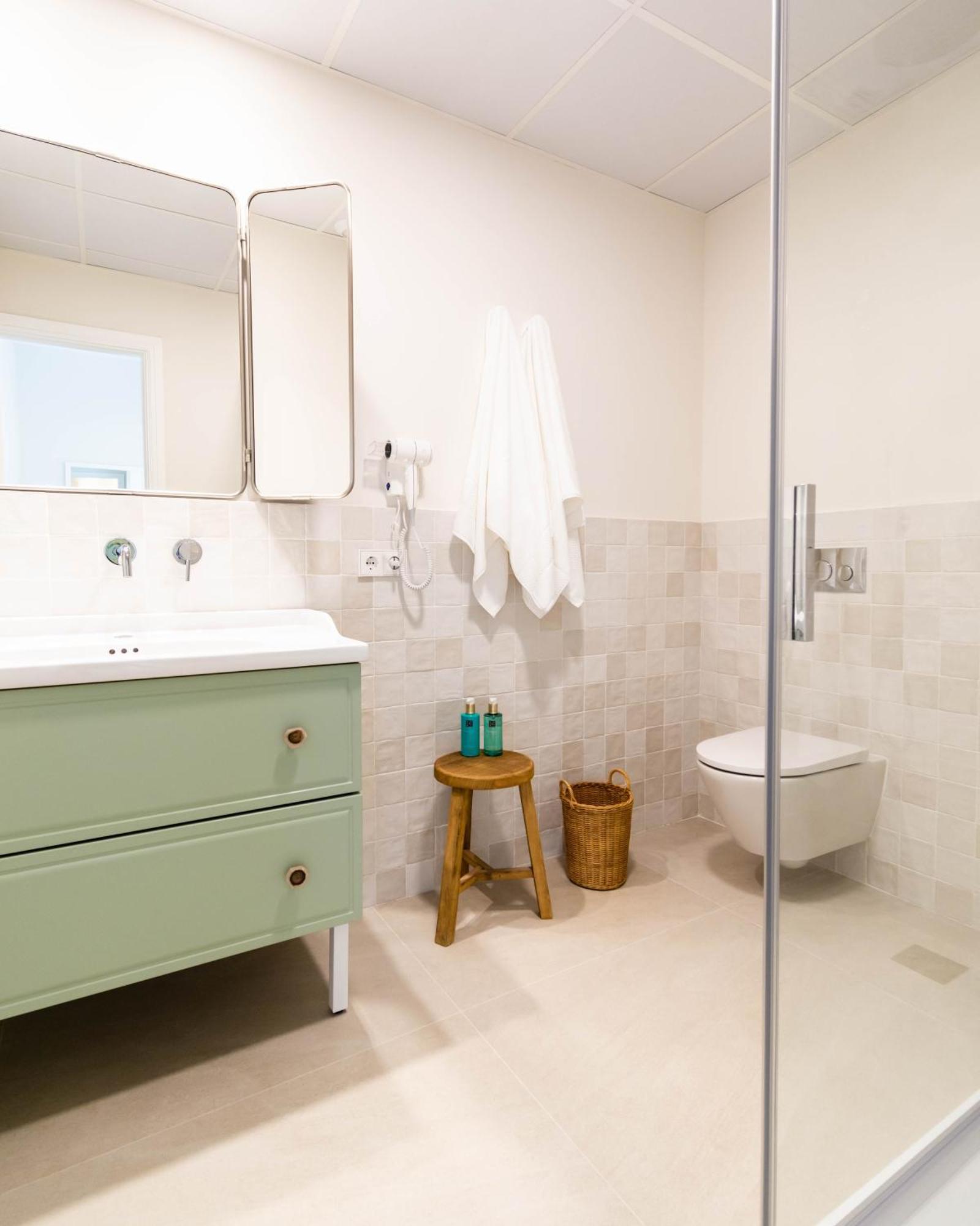 Betis Suites-La Campana Sevilla Buitenkant foto